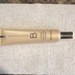 Beautycounter tint skin, shade mocha